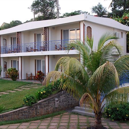 Allamanda Hotel Antsiranana Esterno foto