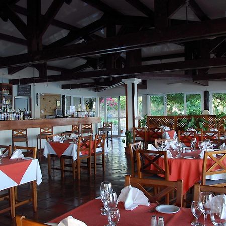 Allamanda Hotel Antsiranana Esterno foto