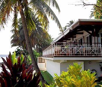 Allamanda Hotel Antsiranana Esterno foto